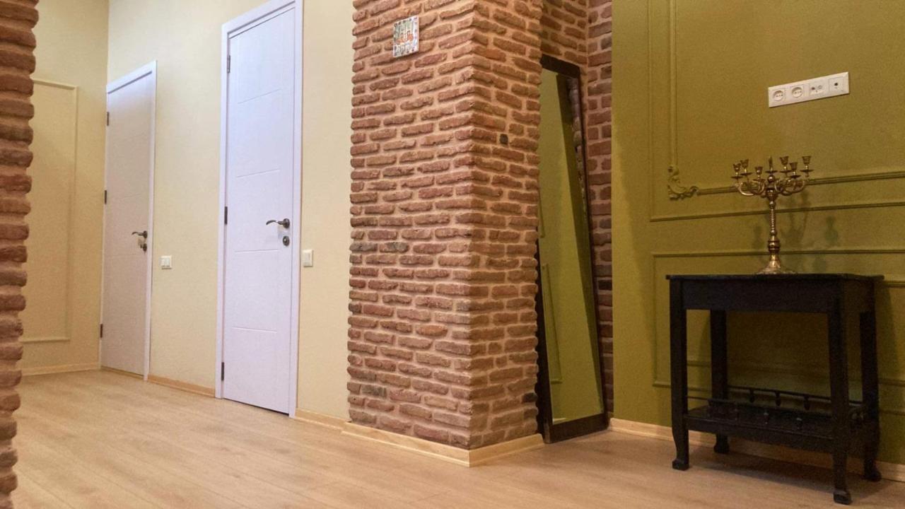 Historic Apartments "1868 Tbilisi" Best Location Екстер'єр фото